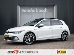 Volkswagen Golf - 1.5 eTSI Style 150pk | Pano | LED | CarPlay | ACC | IQ Light | Stoelverwarming | 18 inch