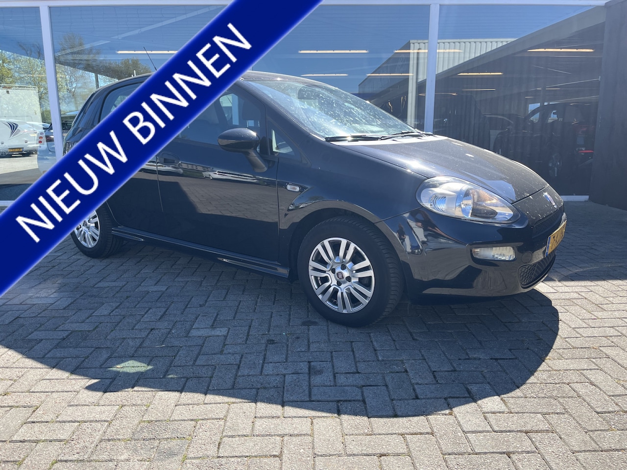 Fiat Punto Evo - 0.9 TwinAir Street Airco / Cruise / Lmv - AutoWereld.nl