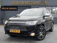 Mitsubishi Outlander - 2.0 PHEV Instyle+ 1e Eigenaar, Schuifdak, Navi, Camera, Leder, Stoeverw, Stuurverw, Trekha