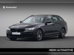 BMW 5-serie Touring - 530e xDrive Business Edition Plus | Head up | Panoramadak | Comfortstoelen | Stuurverwarmi