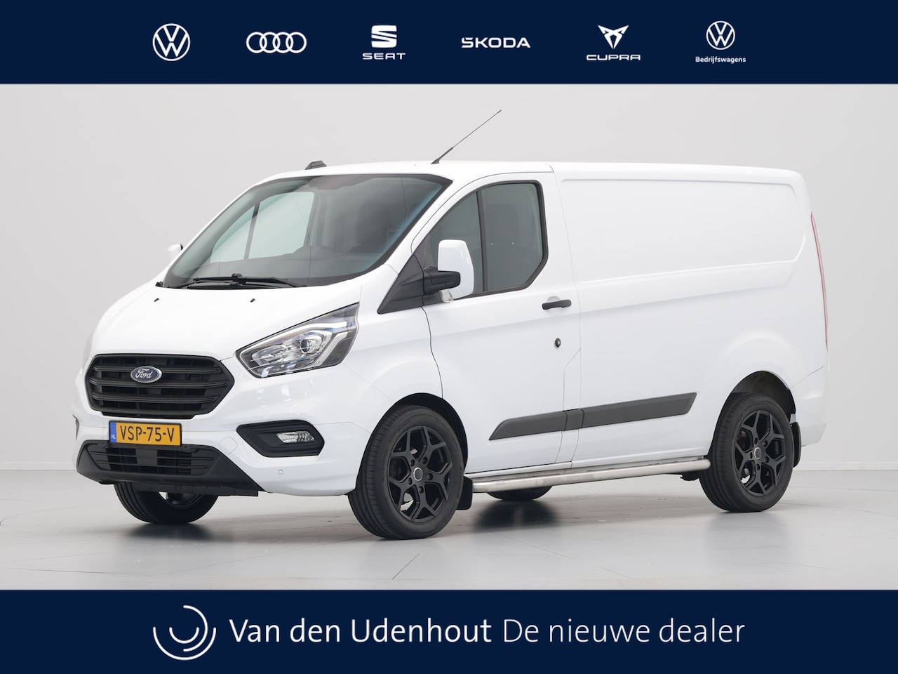 Ford Transit Custom - L1H1 2.0TDCI 105pk Trend / Airco / PDC / Cruise / Side Bars / LM-velgen - AutoWereld.nl
