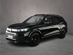Volkswagen Tiguan - R-Line Edition 1.5 eTSI 150pk DSG Automaat Trekhaak, Panoramadak, Harman Kardon audio, Bla