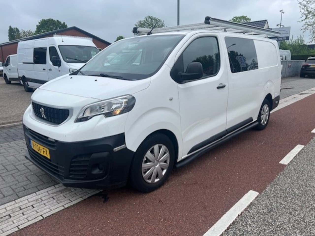 Peugeot Expert - 2.0 BlueHDI 120 DC 6P LANG AIRCO KLIMA EURO6 - AutoWereld.nl