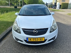 Opel Corsa - 1.2-16V Color Edition AIRCO