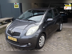 Toyota Yaris - 1.3 VVTi Sol MMT-Automaat-Airco