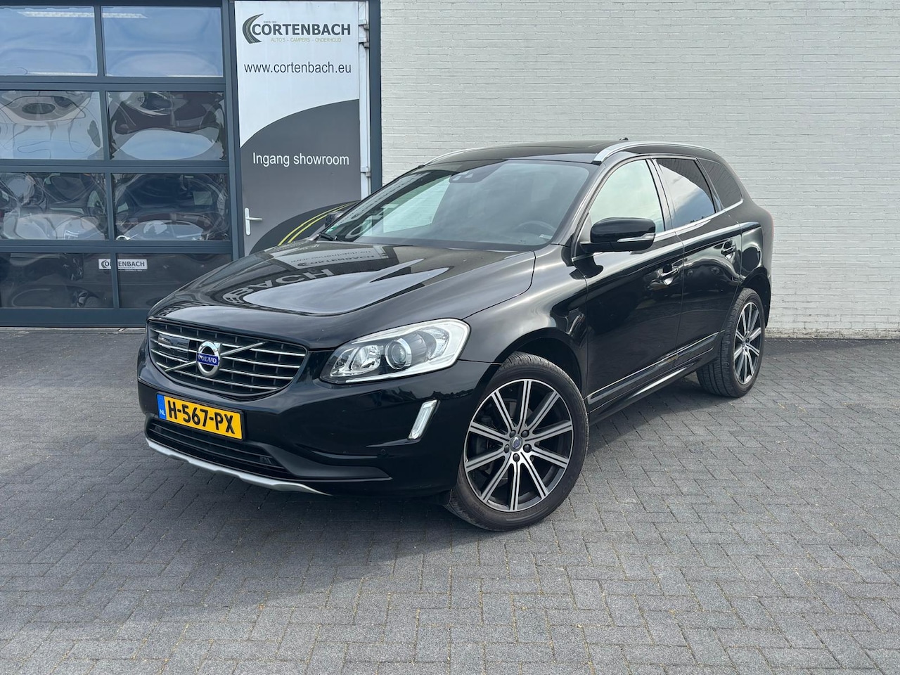 Volvo XC60 - 2.0 D4 FWD Summum | EXPORT | Adaptieve cruise | Panorama | Bliss | - AutoWereld.nl