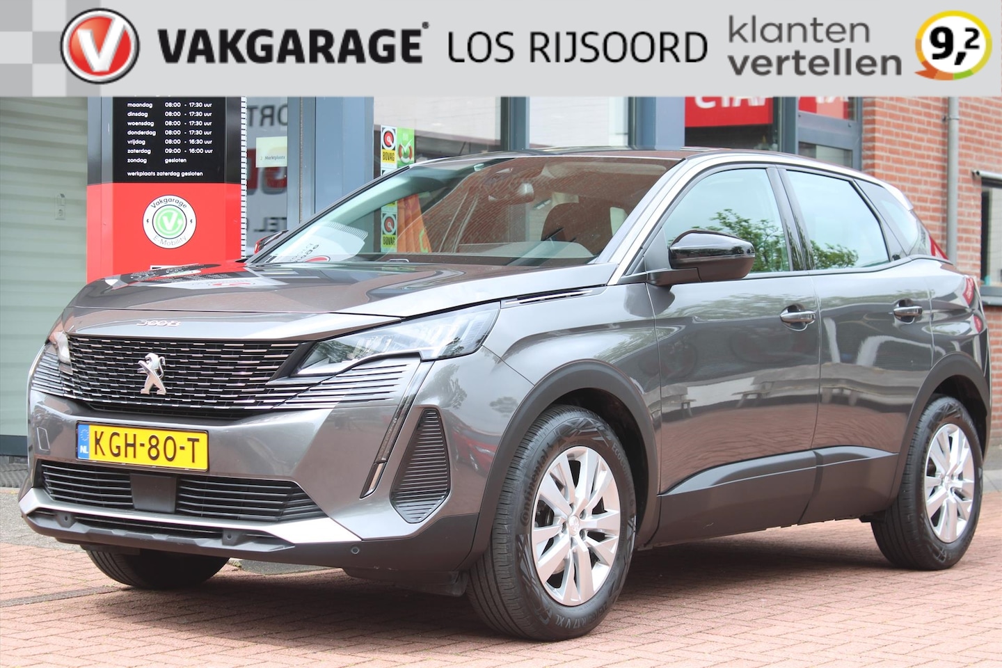 Peugeot 3008 - 1.2 PureTech *Active* | Carplay | Camera | PDC | Cruise & Climate Control | Navigatie | Bl - AutoWereld.nl
