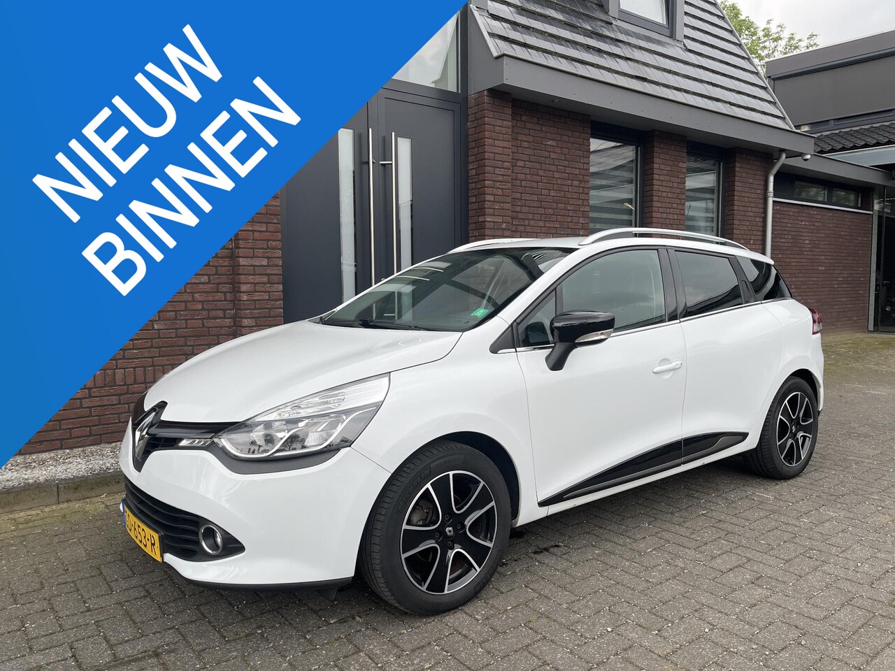 Renault Clio Estate - 0.9 TCe Night&Day LED | NAV | AIRCO | CRUISE CONTROL | PDC A. | TEL - AutoWereld.nl