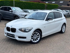 BMW 1-serie - 116i Executive|Nieuwe Ketting + Klepseals|Navigatie|Cruise control|Climate control|Half Le