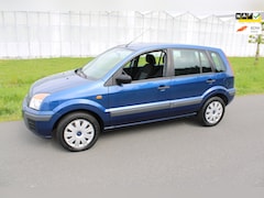 Ford Fusion - 1.4-16V Cool & Sound