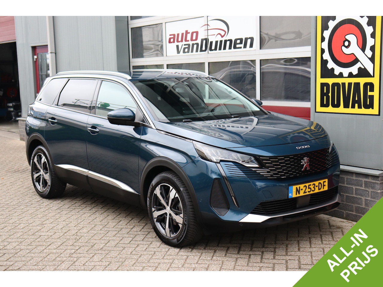 Peugeot 5008 - 1.2 PureTech Blue Lease Allure O.a: Afn. trekhaak, All-Season banden, Camera, Pdc, Key-Les - AutoWereld.nl