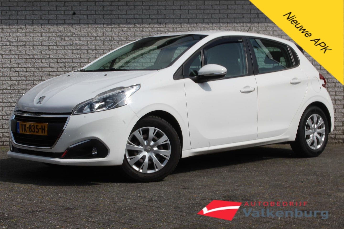 Peugeot 208 - 1.2 Puretech Blue Lion | Airco | Cruise | Bluetooth | Navi - AutoWereld.nl