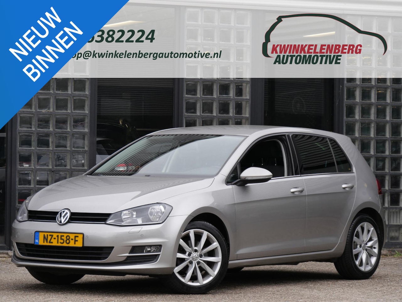 Volkswagen Golf - 5D 1.2TSi COMFORTLINE/ PDC V+A/ 17INCH VELGEN - AutoWereld.nl