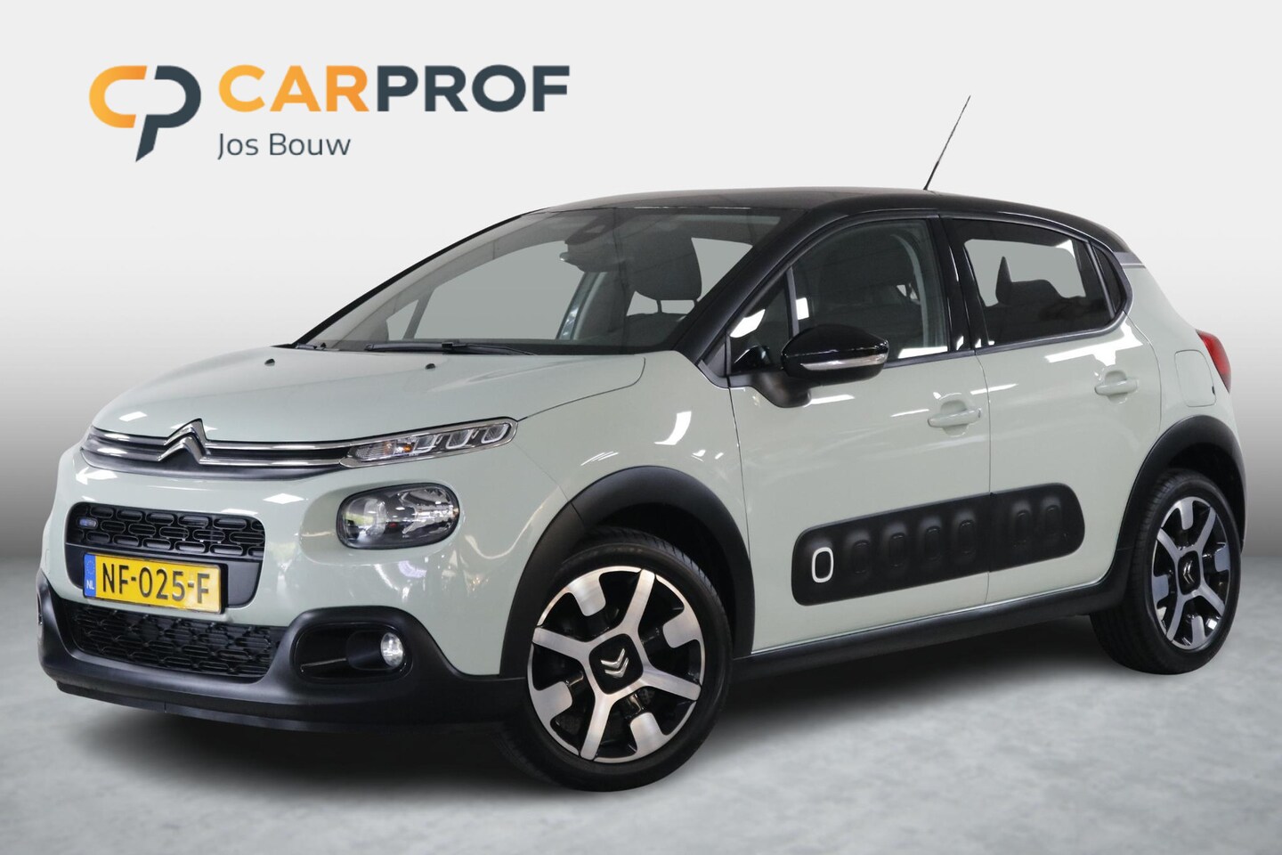 Citroën C3 - 1.2 PureTech Shine Climate | Cruise | Carplay | Lichtmetaal | Bluetooth. - AutoWereld.nl