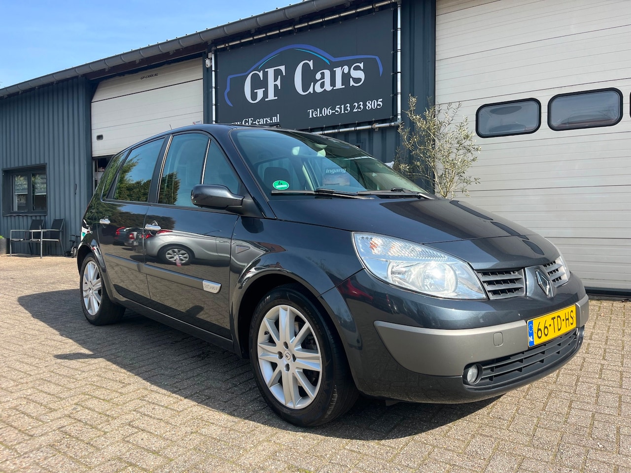 Renault Scénic - 2.0-16V Privilège Luxe 2006 AUTOMAAT AIRCO APK - AutoWereld.nl