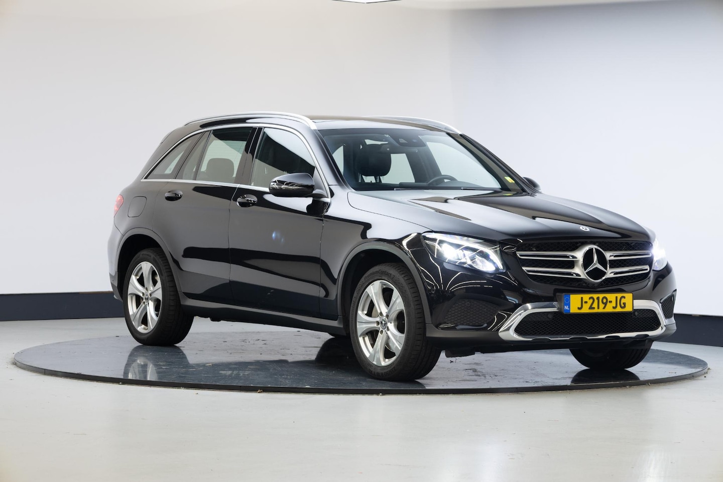 Mercedes-Benz GLC-klasse - 250 4MATIC Business | Exclusive | Panoramadak | Trekhaak | - AutoWereld.nl