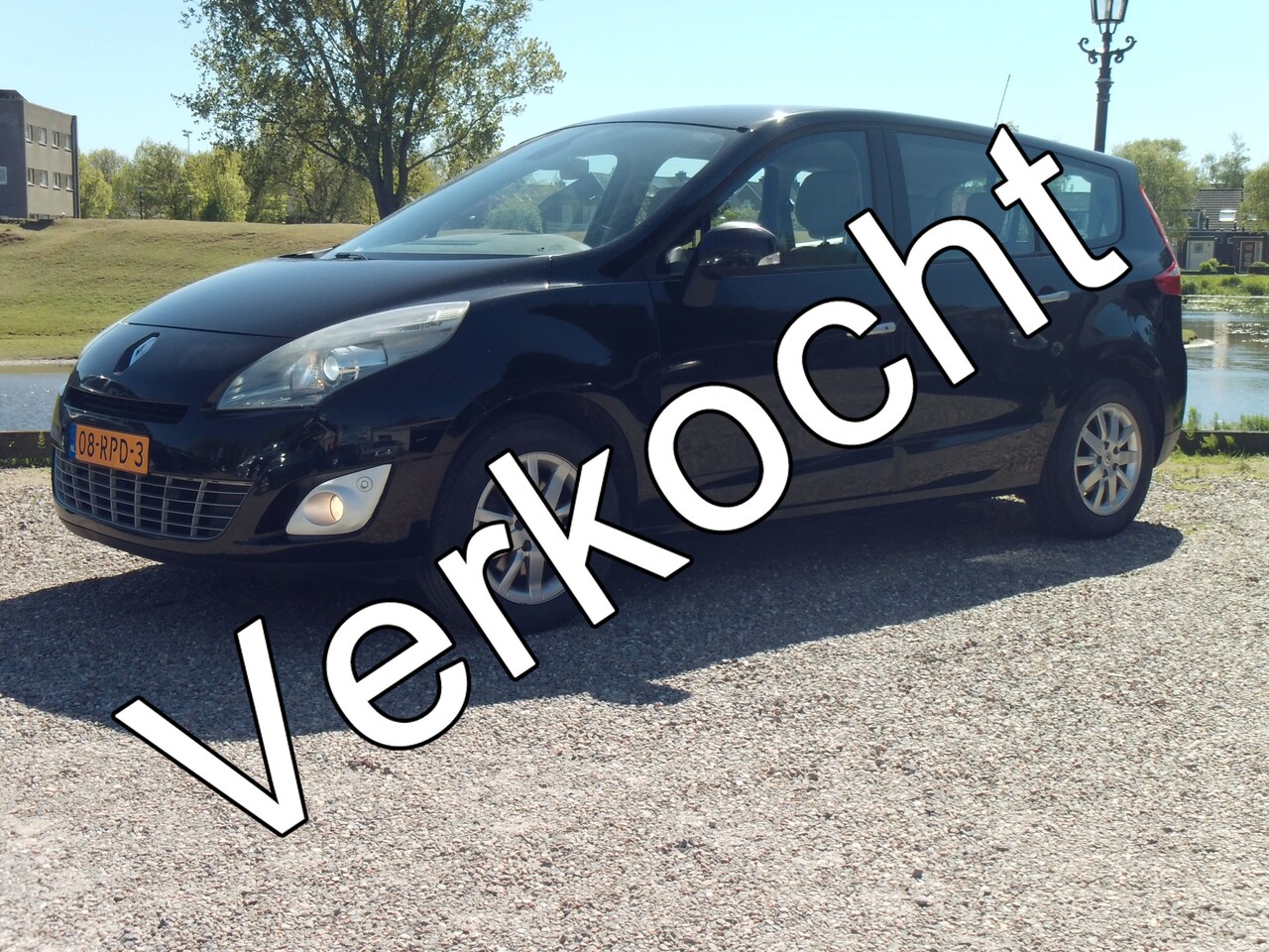 Renault Grand Scénic - 2.0 Privilege Automaat 7P - Airco - Navigatie - Leer - AutoWereld.nl