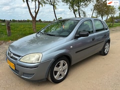 Opel Corsa - 1.2-16V Essentia 5-Deurs/ Apk 2027 / Airco