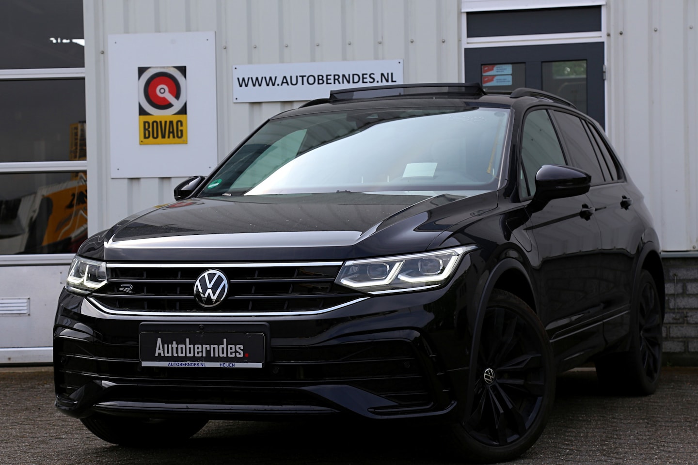Volkswagen Tiguan - 1.4 TSI eHybrid R-Line*Perfect VW Onderh.*3x R-Line/DCC/Pano/Leder/IQ Drive/IQ Light/Elek. - AutoWereld.nl