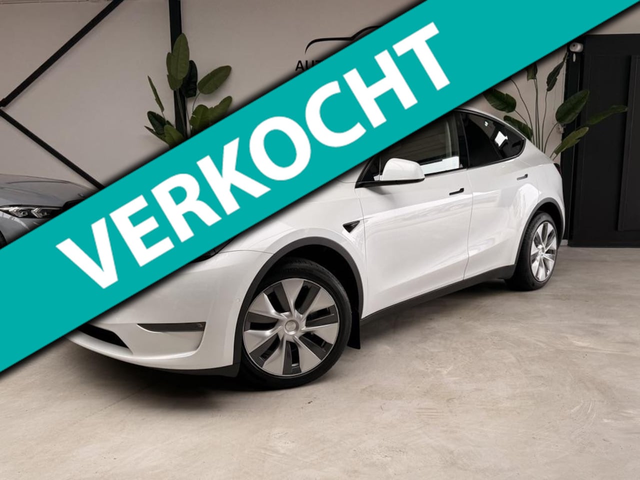 Tesla Model Y - Long Range AWD 75 kWh Long Range AWD 75 kWh - AutoWereld.nl