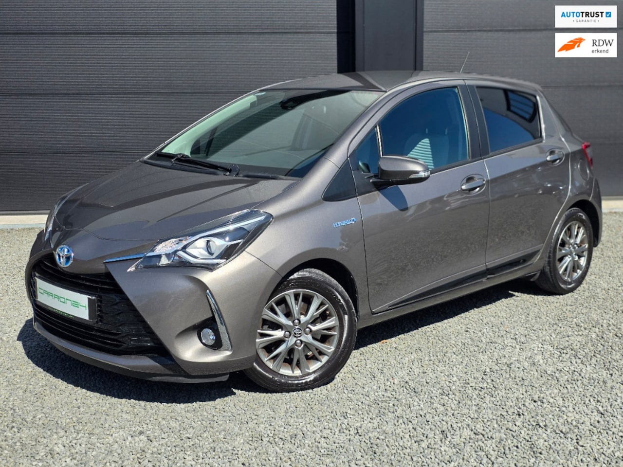 Toyota Yaris - 1.5 Hybrid | Dealer ond. | - AutoWereld.nl
