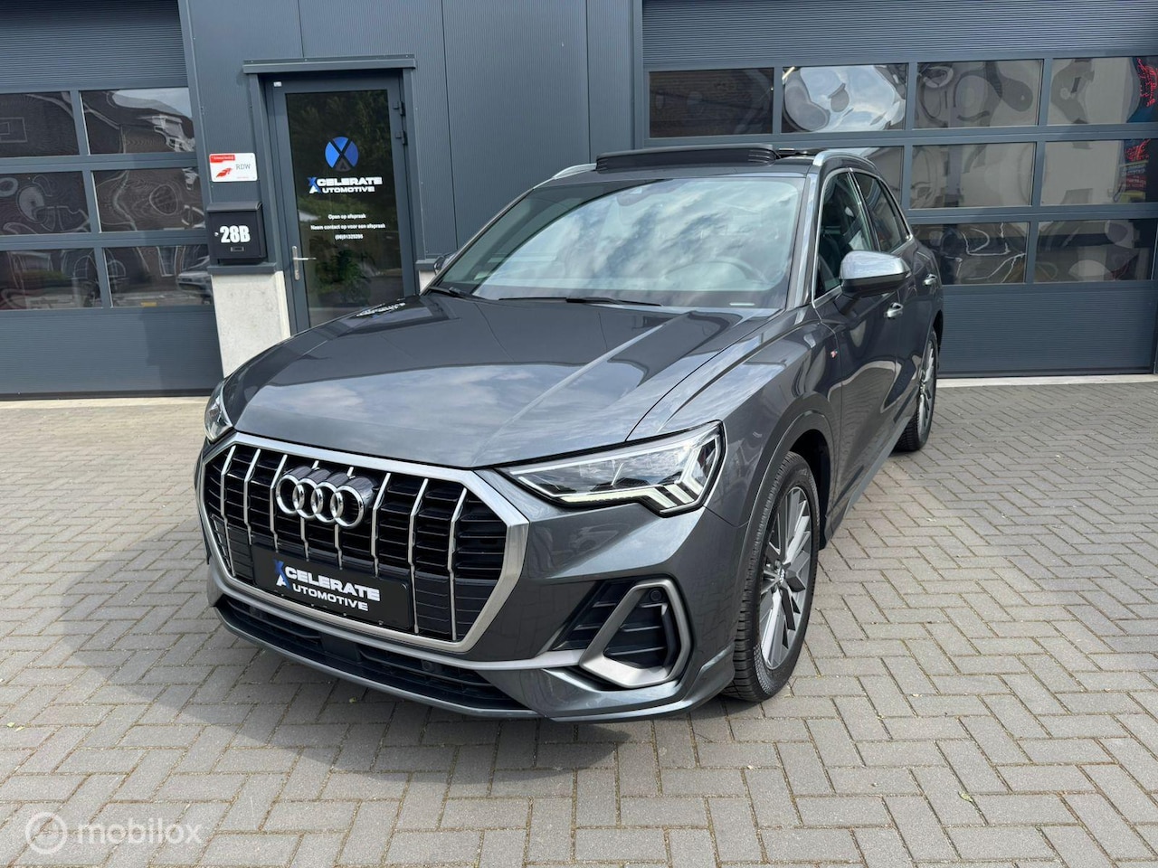 Audi Q3 - 35 TFSI DSG 3x S-Line 1e Eig. Digital Dash Pano Vol! - AutoWereld.nl