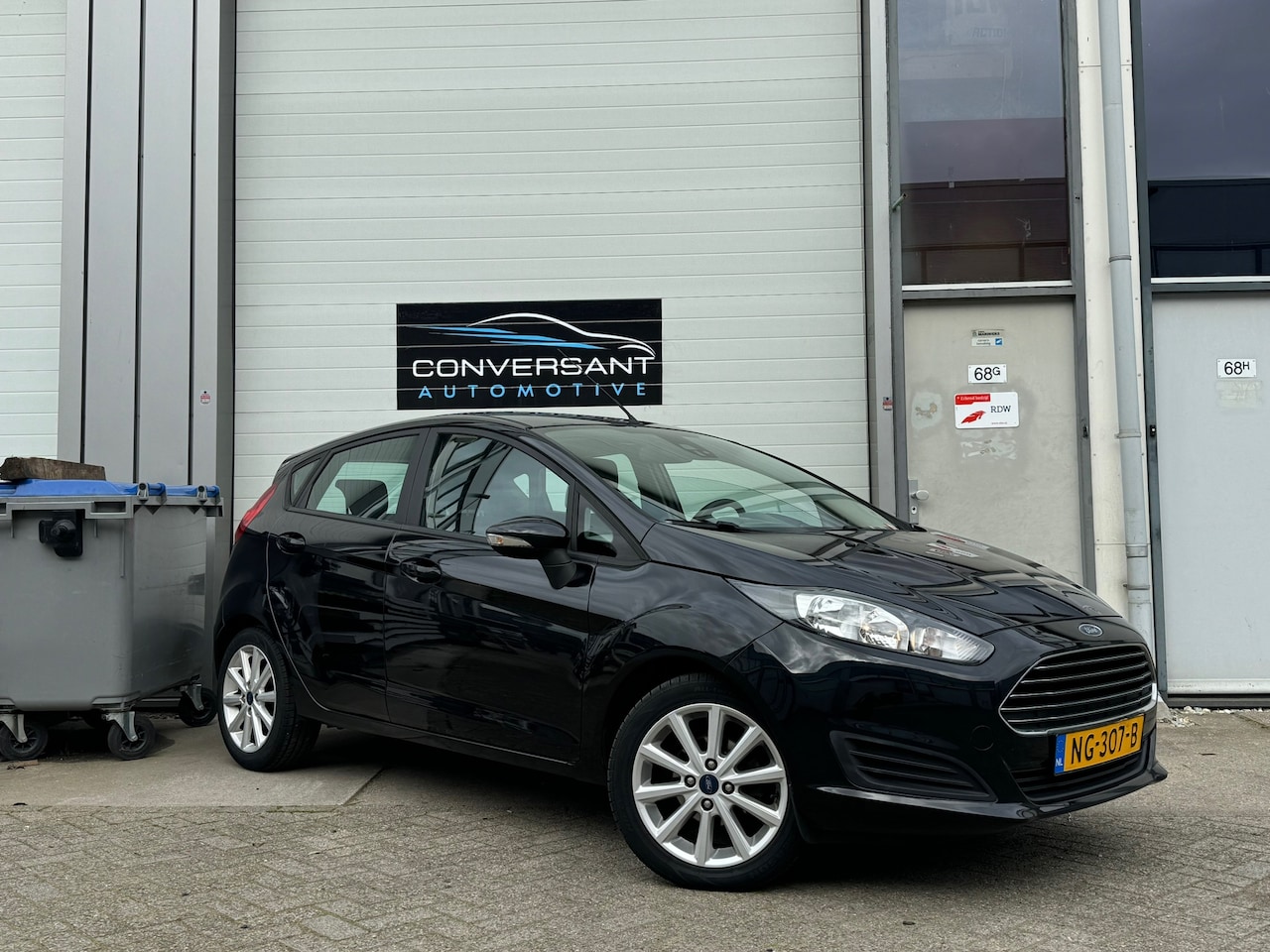 Ford Fiesta - 1.0 Titanium |ECO|PDC|Stoelverw|Bluetooth|APK - AutoWereld.nl