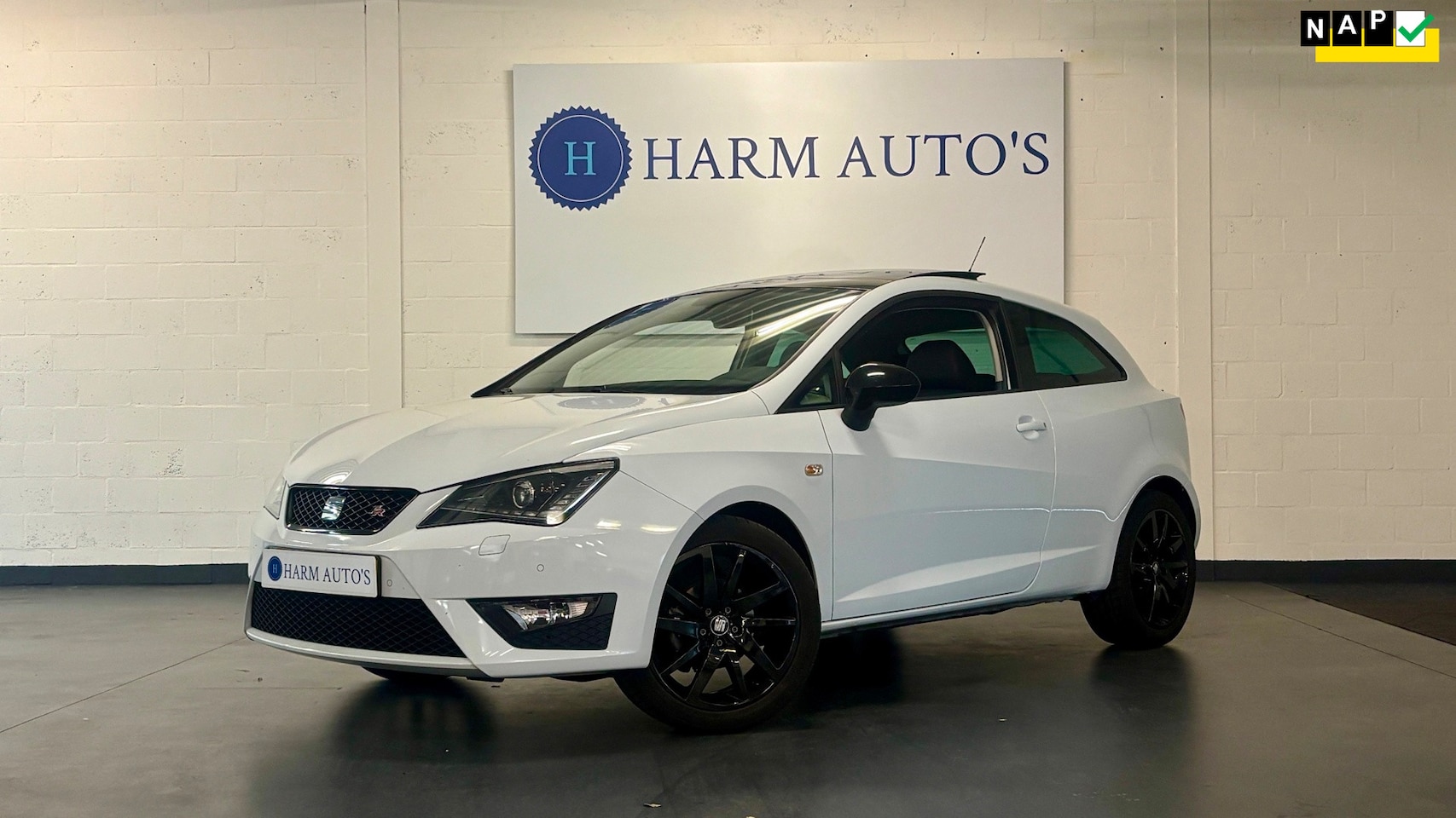 SEAT Ibiza SC - 1.0 EcoTSI FR Connect Pano / Navi / Xenon / Alcantara / PDC - AutoWereld.nl