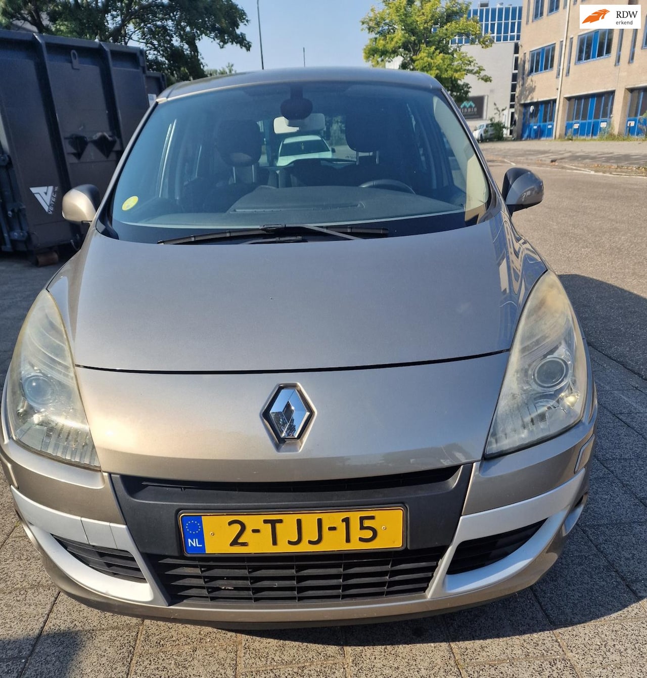 Renault Scénic - 2.0 dCi Tech Line 2.0 dCi Tech Line - AutoWereld.nl