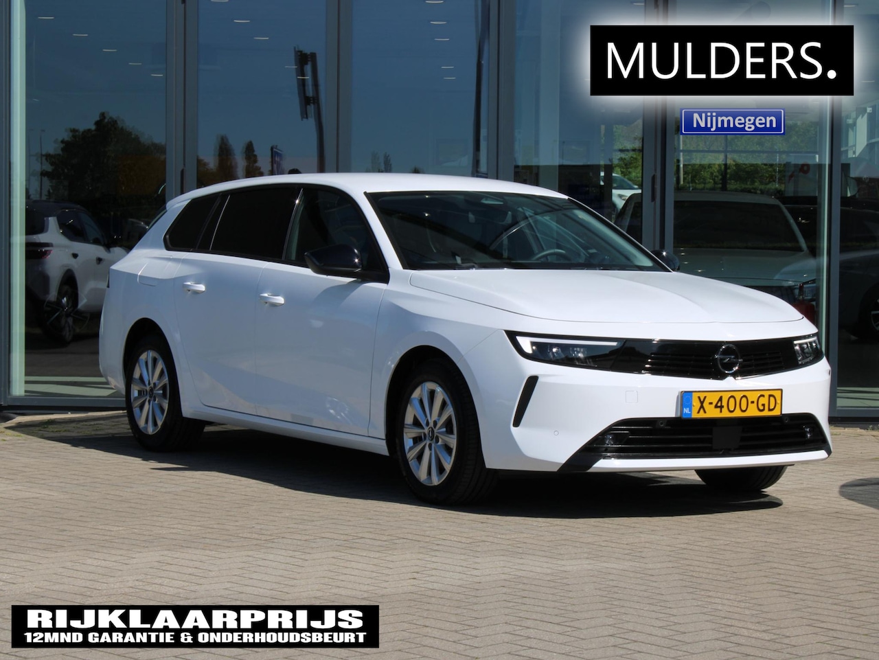 Opel Astra Sports Tourer - 1.2 Level 2 Navigatie / Cruisecontrol / getint glas - AutoWereld.nl