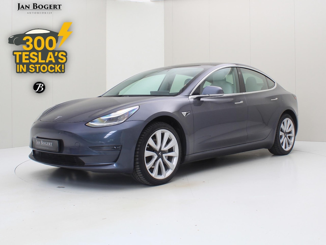 Tesla Model 3 - Long-Range AWD 351pk 75 kWh [ TREKHAAK+WIT LEDER+AUTOPILOT+19 INCH+PREMIUM AUDIO ] - AutoWereld.nl
