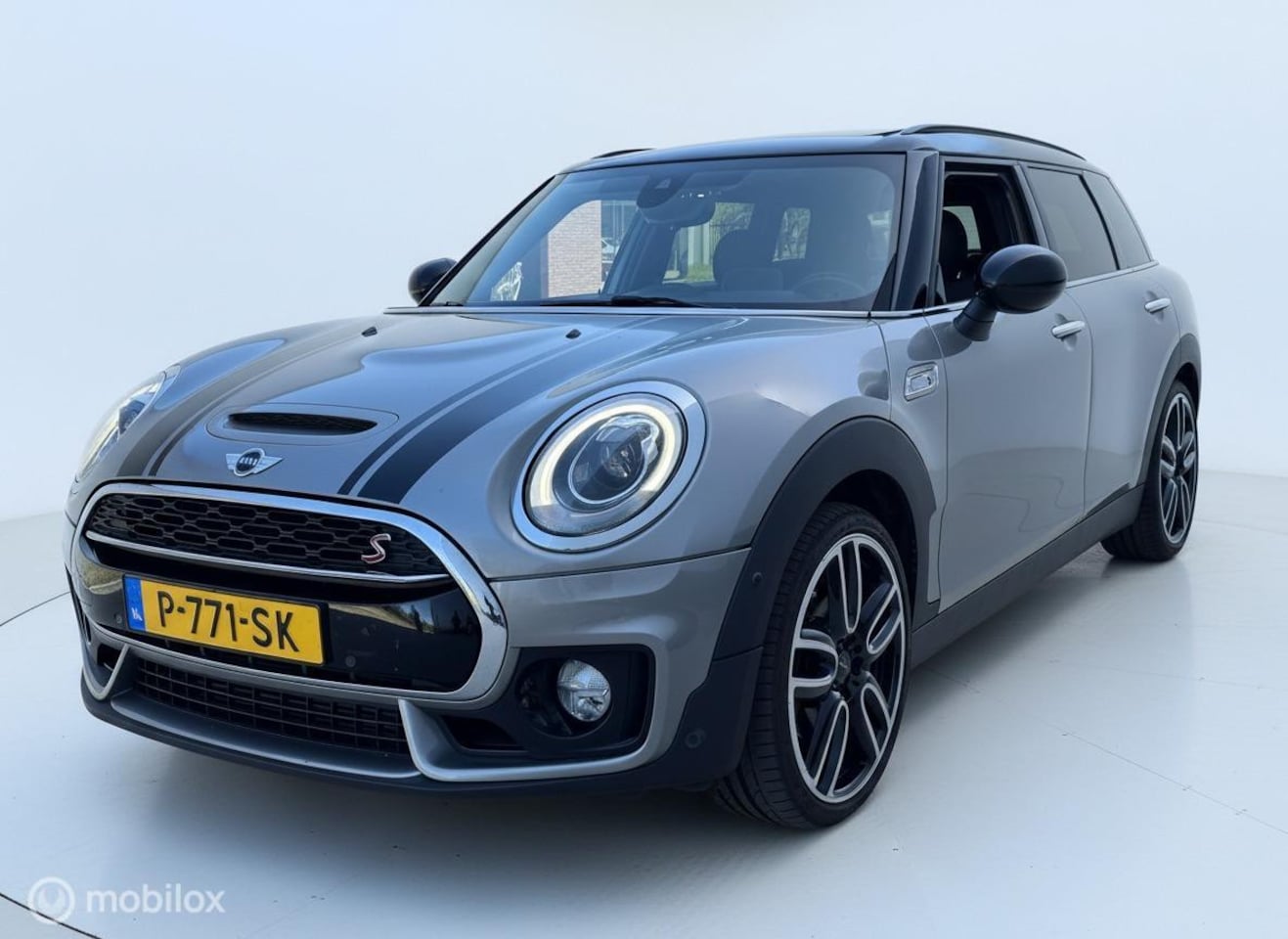 MINI Clubman - 2.0 Cooper S Chili Serious Business 2.0 Cooper S Chili Serious Business - AutoWereld.nl