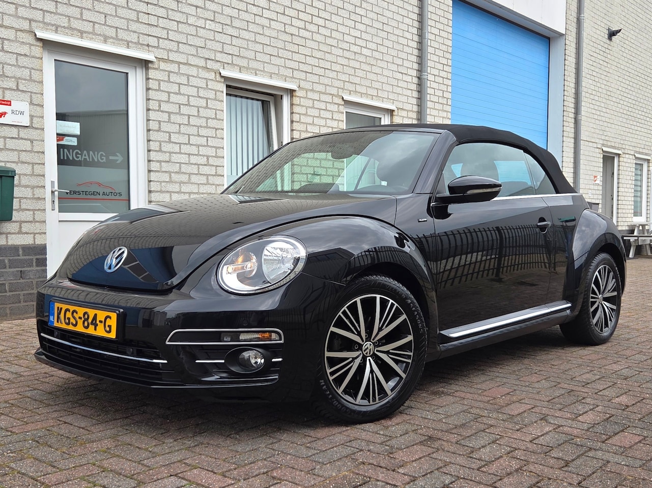 Volkswagen Beetle Cabriolet - 1.2 TSI Airco-Navi-Leder-Camera - AutoWereld.nl