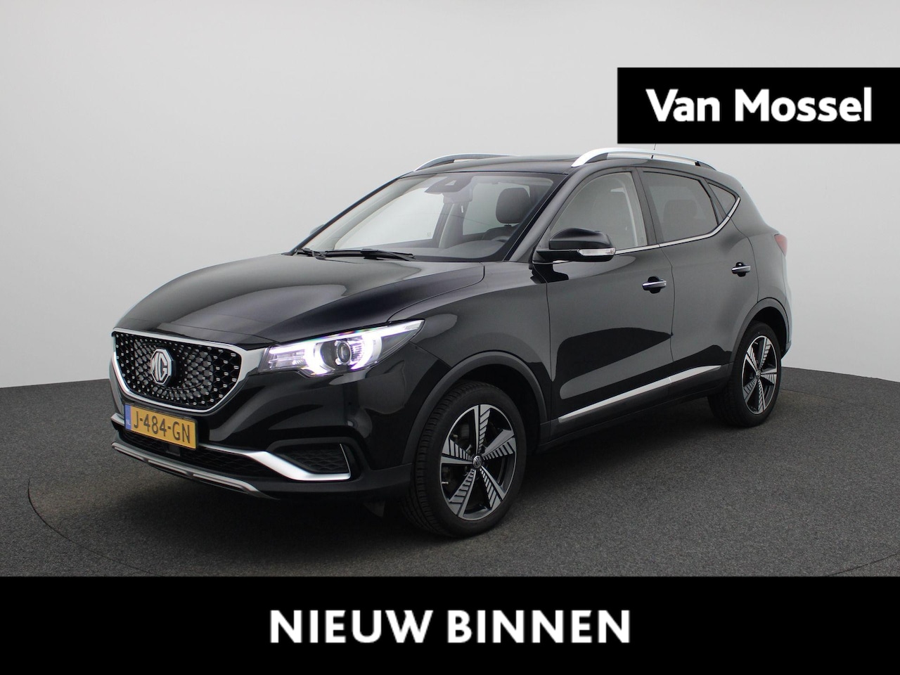MG ZS - Luxury 45 kWh | PANO | ACC | Achteruitrijcamera | Stoelverwarming | Keyless | Elekt. stoel - AutoWereld.nl