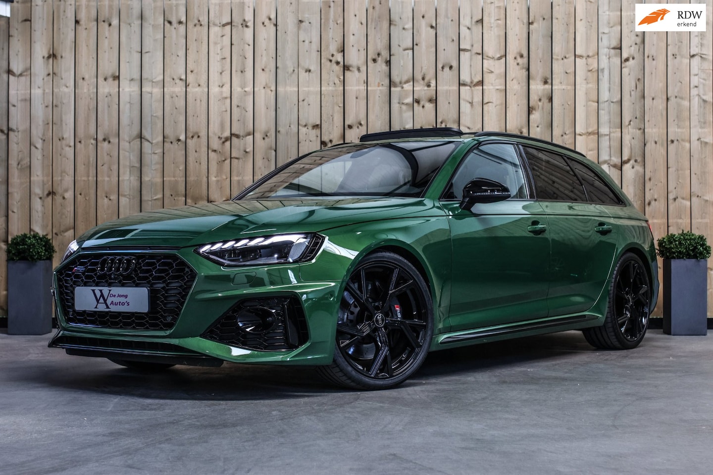 Audi RS4 - 2.9 TFSI Quattro *Pano*B&O*360 Camera*RS-Stoelen*Keyless*Trekhaak* - AutoWereld.nl