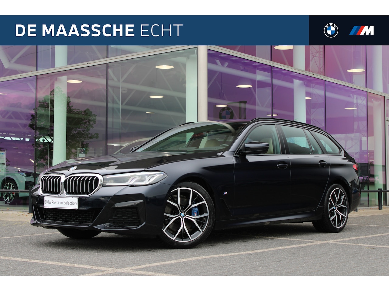 BMW 5-serie Touring - 530i High Executive M Sport Automaat / Panoramadak / Trekhaak / Sportstoelen / M Sportonde - AutoWereld.nl