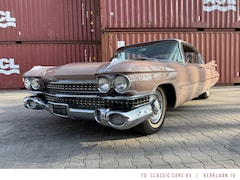 Cadillac Series 62 - Sedan Deville 6 Window