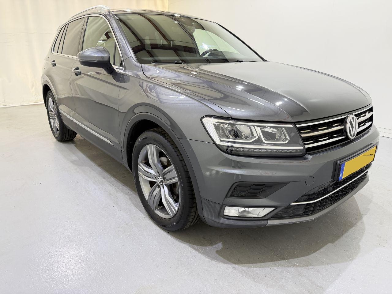Volkswagen Tiguan - 1.4 TSI Highline Aut6 Pano/Clima - AutoWereld.nl