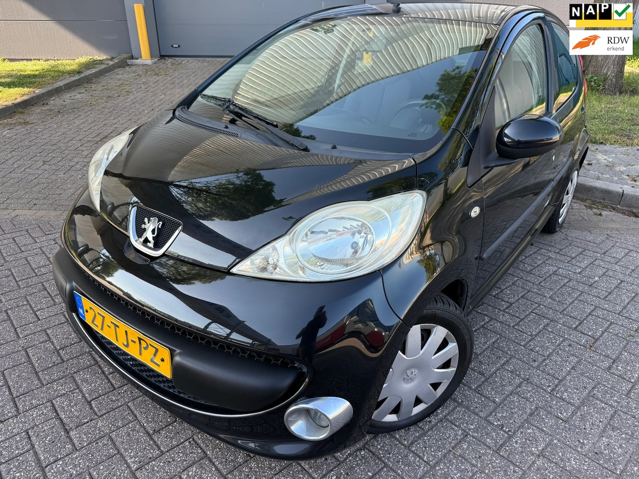Peugeot 107 - 1.0-12V XS*APK*NAP*ZUINGE AUTO*Automaat - AutoWereld.nl