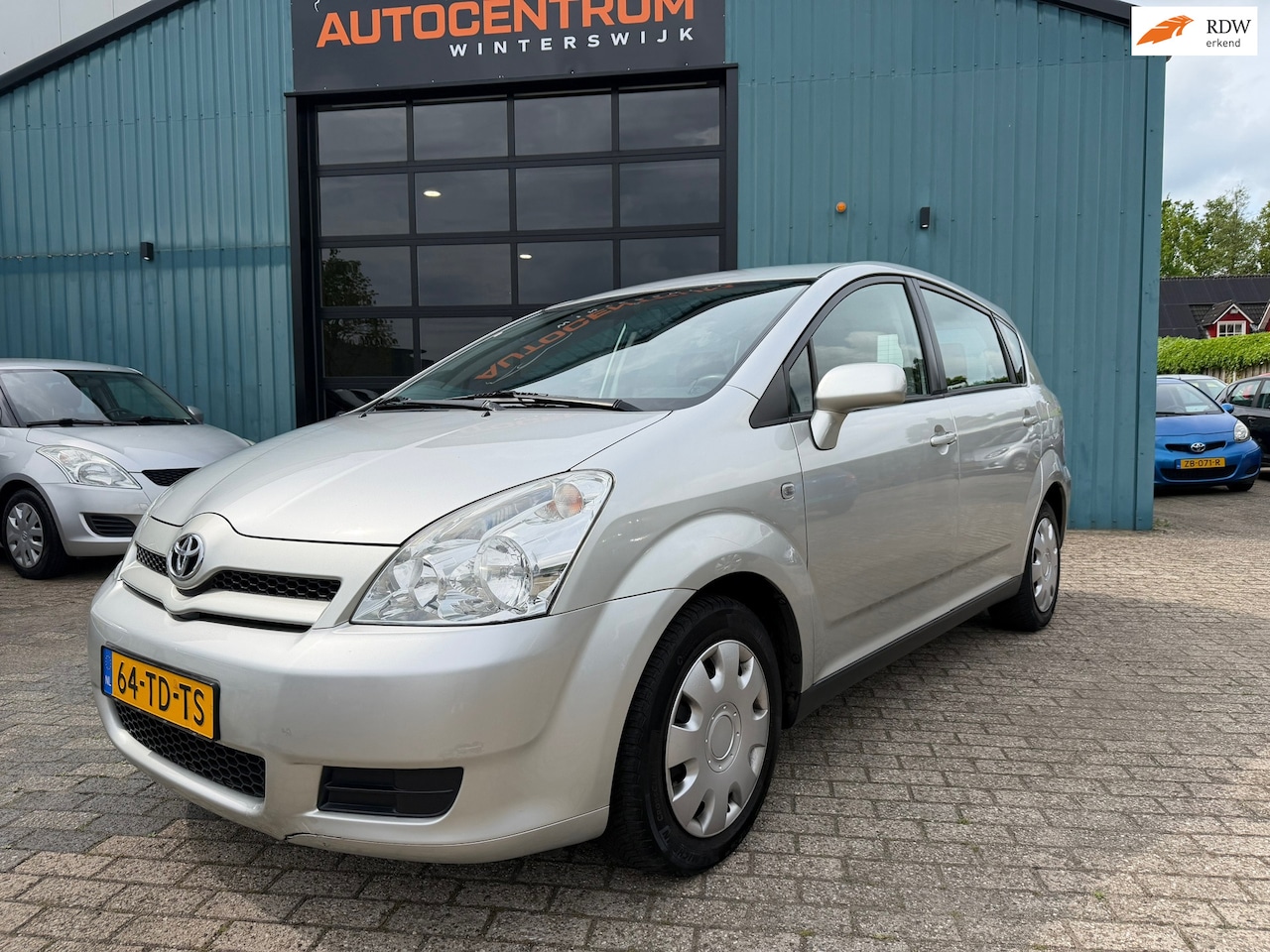 Toyota Verso - 1.6 VVT-i Terra 1.6 VVT-i Terra - AutoWereld.nl