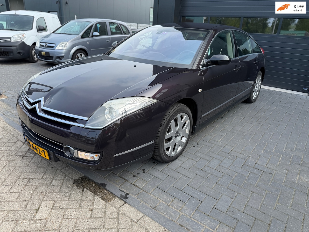 Citroën C6 - 2.7 HdiF V6 Exclusive | Km teller werkt niet | Goed onderhouden - AutoWereld.nl