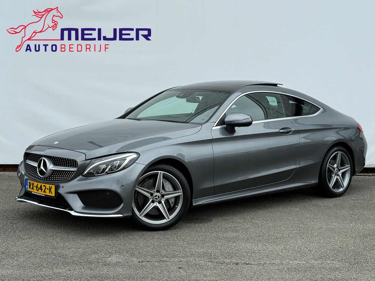 Mercedes-Benz C-klasse Coupé - 400 4MATIC Prestige AMG Line | LED | Navigatie | Cruise | Panoramadak | Trekhaak |Burmeste - AutoWereld.nl