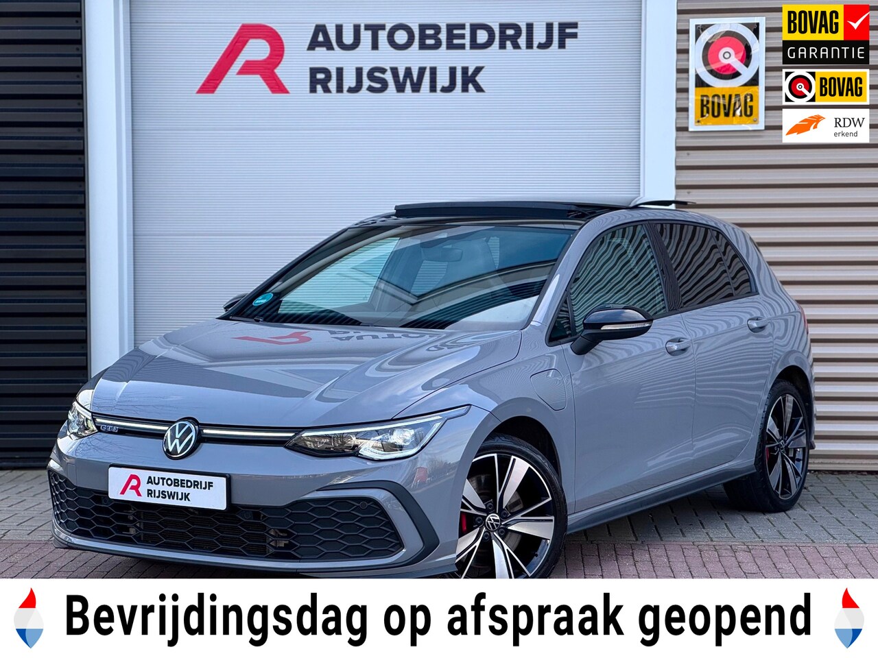 Volkswagen Golf Variant - 1.4 eHybrid GTE Pano/Leer/Camera/Matrix - AutoWereld.nl