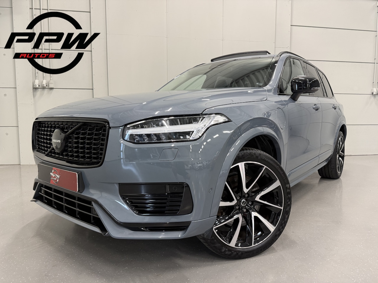 Volvo XC90 - T8 Recharge AWD R-Design PANO/LUCHTVERING/TREKHAAK/GOOGLE/HEAD-UP/360CAMERA/21"/H&K/MEMORY - AutoWereld.nl