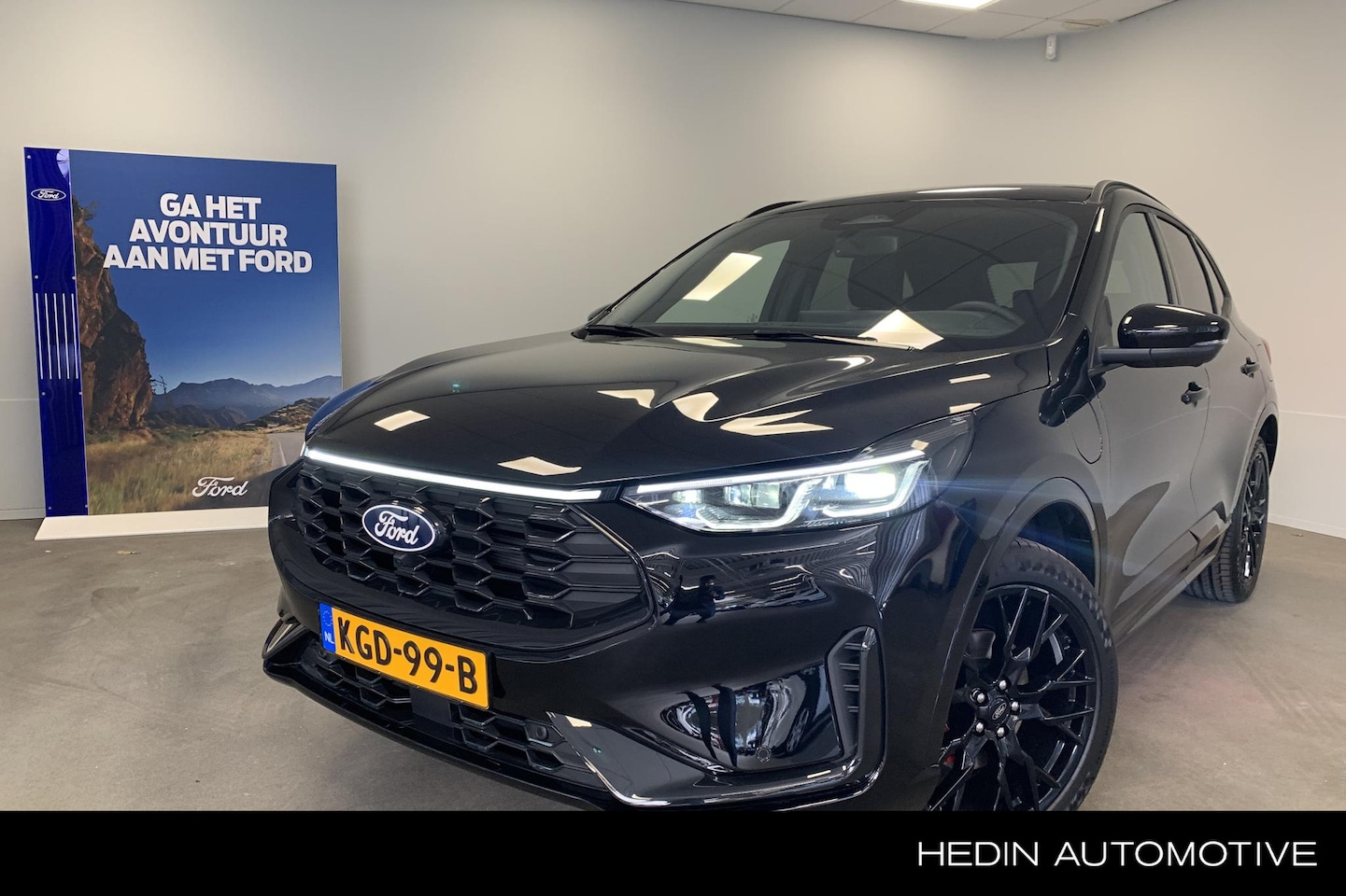 Ford Kuga - 2.5 PHEV ST-Line X | Black Package | Winter Pack | Afneembare trekhaak | Panorama-Dak - AutoWereld.nl