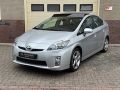 Toyota Prius - 1.8 Dynamic Solar Pano|Leder|Stoelverw.|Navi|Camera|Dealer O.H