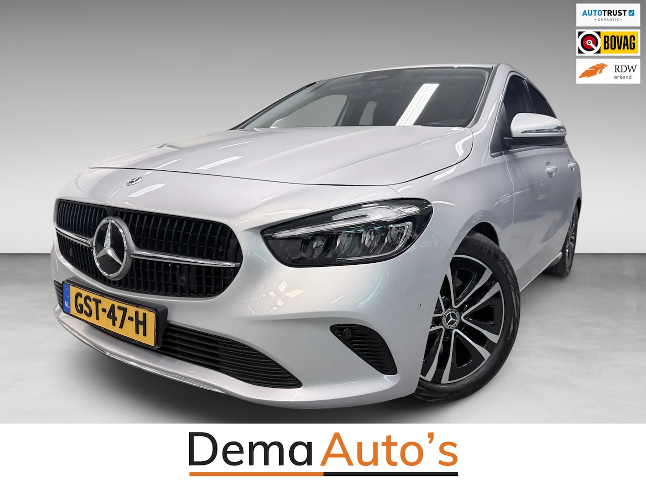 Mercedes-Benz B-klasse - 180 Business Line NAVI/V-COCKPIT/CAM/DAB/ECC/PDC/CRUISE/TREKH/// - AutoWereld.nl
