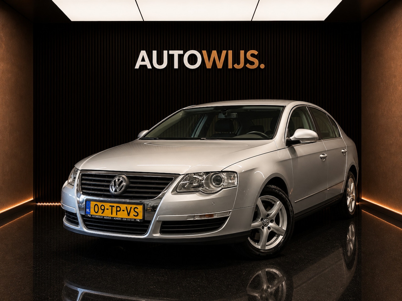 Volkswagen Passat - 1.6 FSI Comfortline|AUT|LM-VELG|TREKHAAK|NL AUTO - AutoWereld.nl