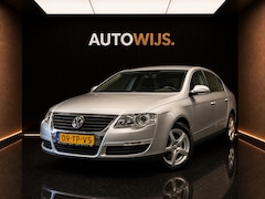 Volkswagen Passat - 1.6 FSI Comfortline|AUT|LM-VELG|TREKHAAK|NL AUTO