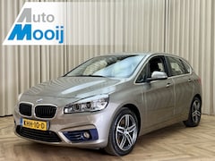 BMW 2-serie Active Tourer - 225xe High Executive *Leder* Stoelverwarming / Camera / Cruise Control / LED / Navigatie /